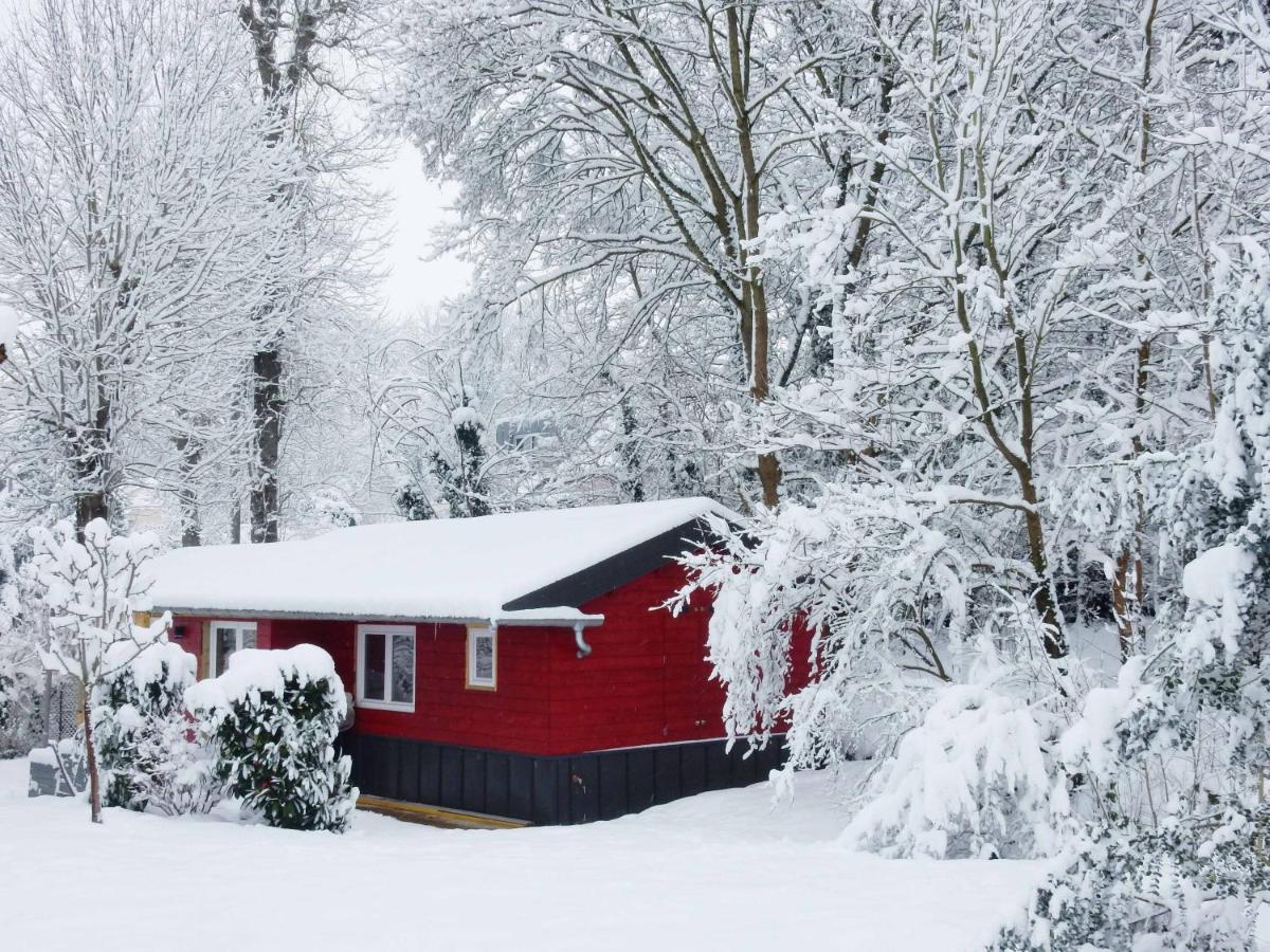 Le Cabanon De Chessy Bed & Breakfast ภายนอก รูปภาพ