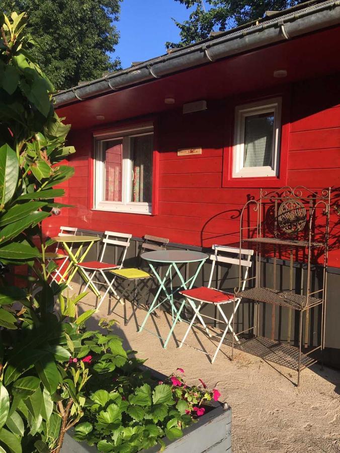 Le Cabanon De Chessy Bed & Breakfast ภายนอก รูปภาพ