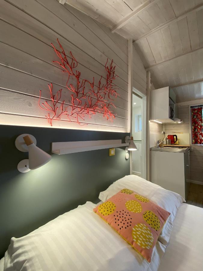 Le Cabanon De Chessy Bed & Breakfast ภายนอก รูปภาพ