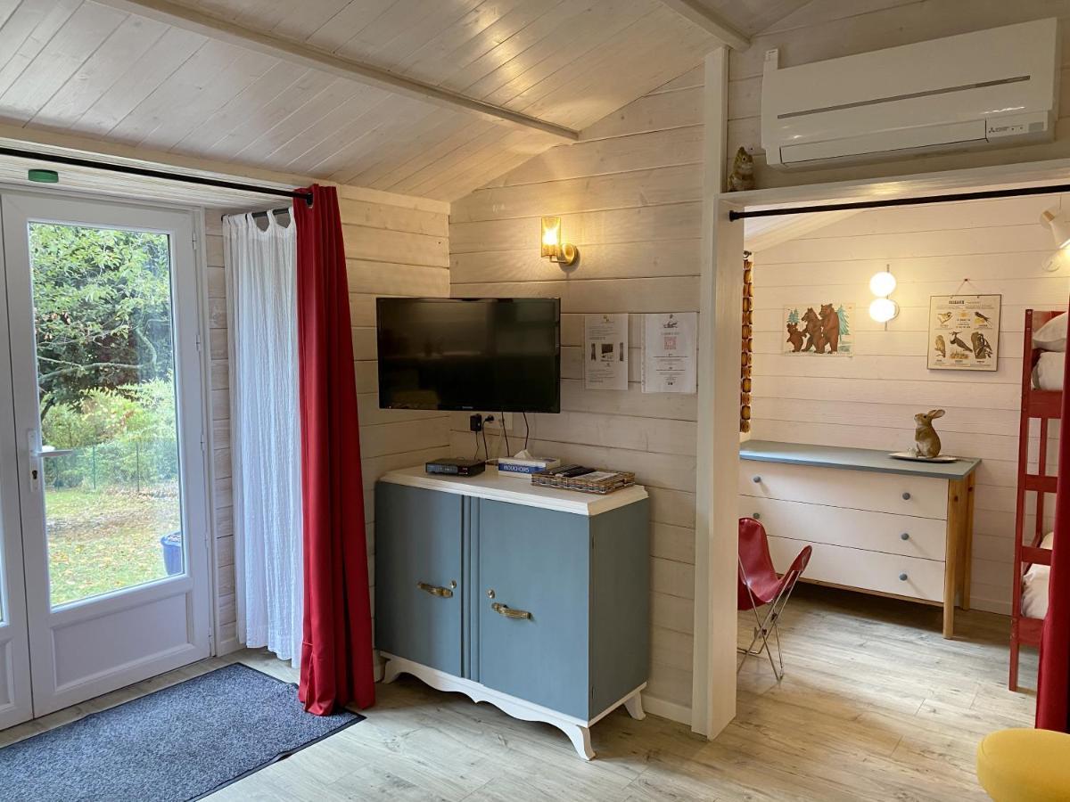 Le Cabanon De Chessy Bed & Breakfast ภายนอก รูปภาพ